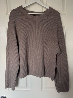 Gap cashsoft crewneck sweater - size S
